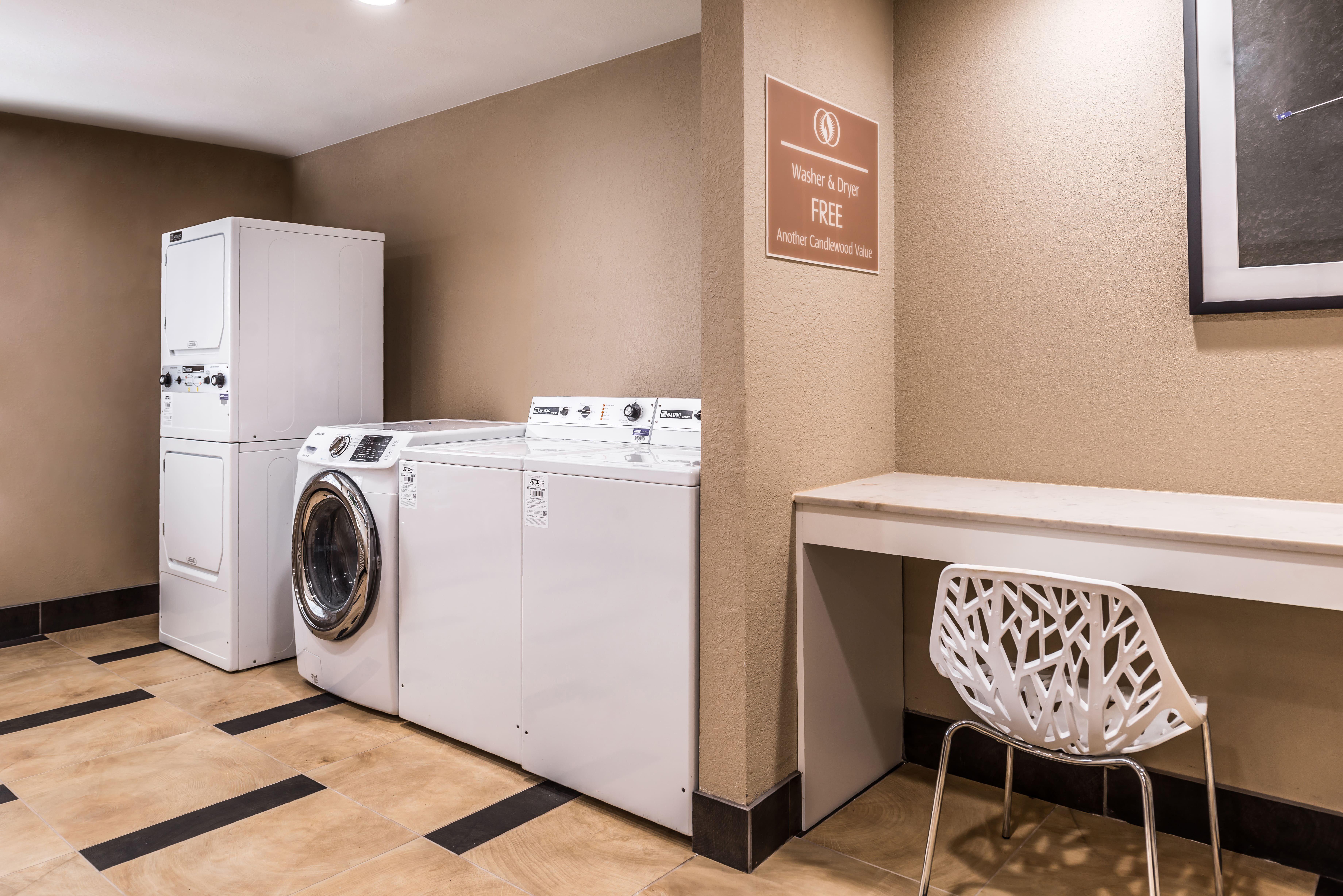 Candlewood Suites Kansas City By Ihg Exterior photo